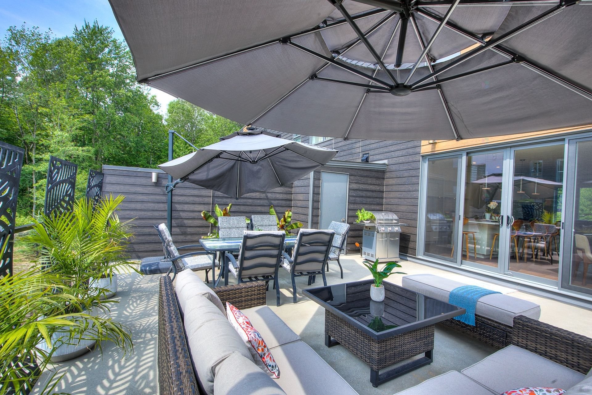 









555


Rue des Charmettes

,
Blainville,




QC
J7C0Z3

