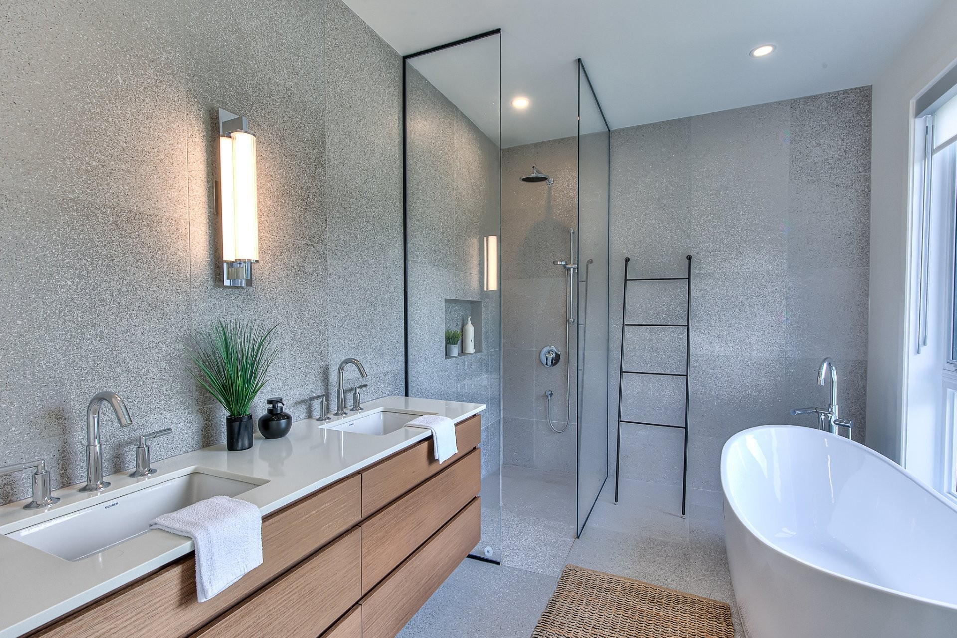 









555


Rue des Charmettes

,
Blainville,




QC
J7C0Z3

