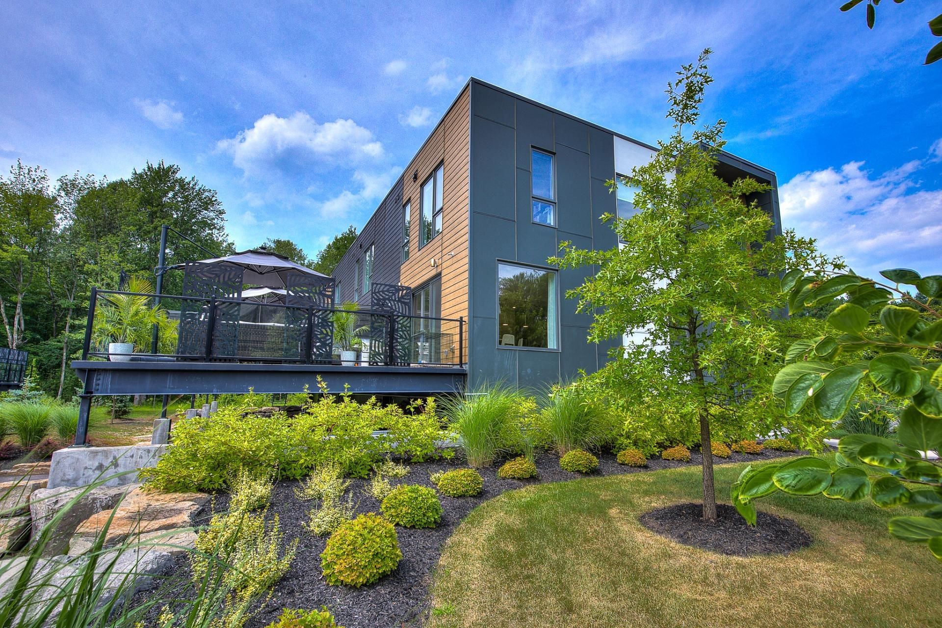 









555


Rue des Charmettes

,
Blainville,




QC
J7C0Z3

