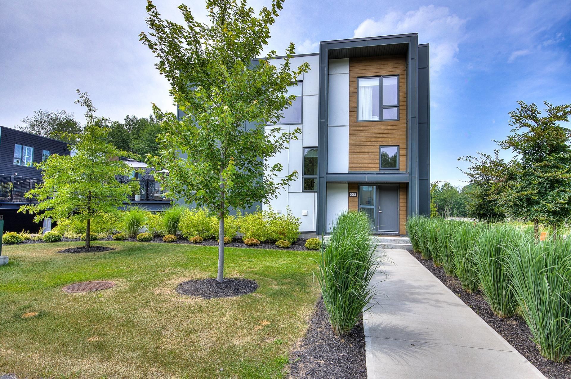 









555


Rue des Charmettes

,
Blainville,




QC
J7C0Z3

