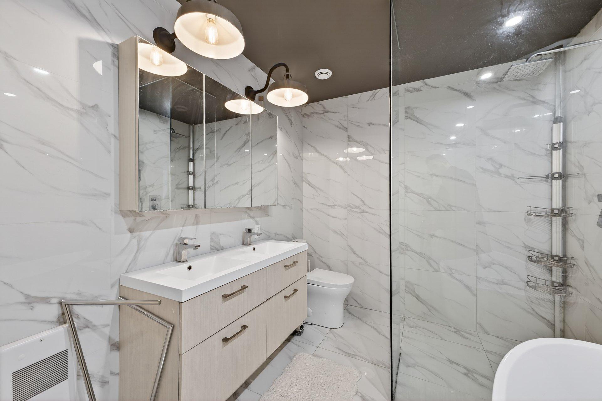 









522


Rue Renoir

,
Saint-Constant,




QC
J5A0S3

