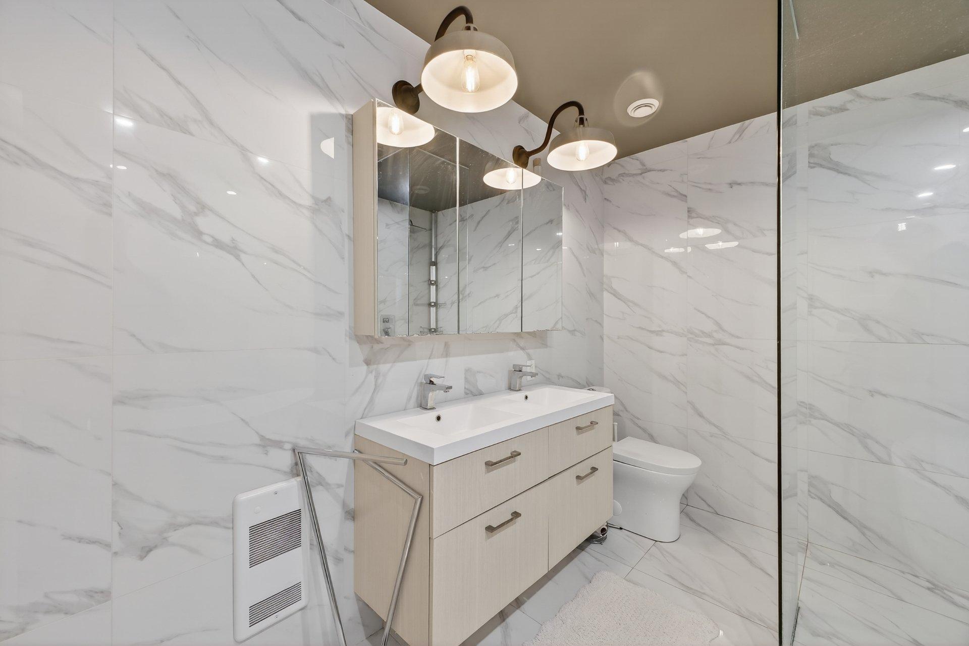 









522


Rue Renoir

,
Saint-Constant,




QC
J5A0S3

