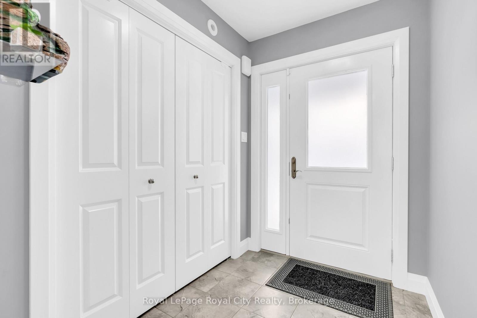 












181 HALLS DRIVE

,
Centre Wellington (Elora/Salem),




Ontario
N0B1S0

