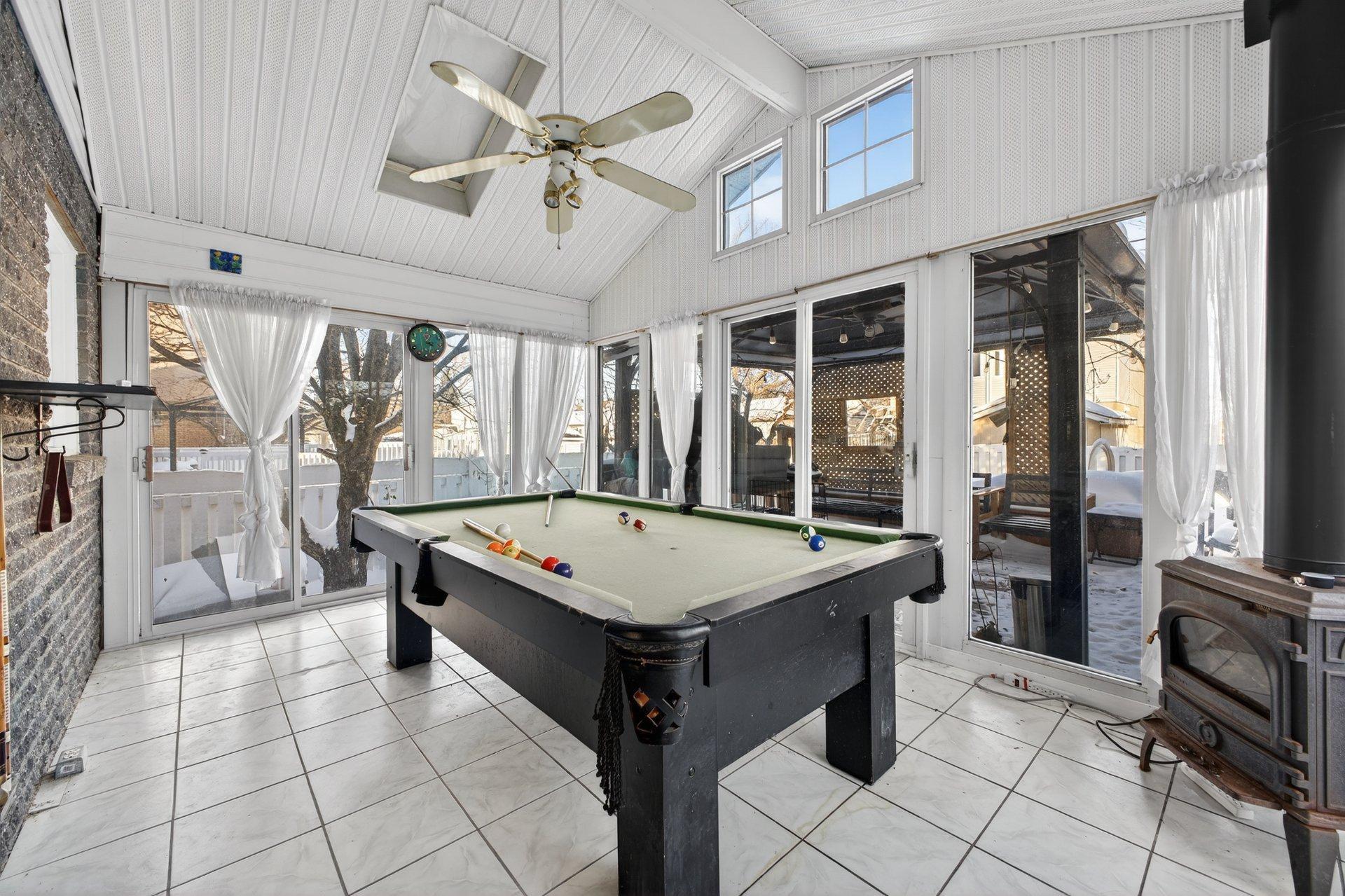 









435


Rue Lucien-Milette

,
Longueuil (Saint-Hubert),




QC
J3Y8T5

