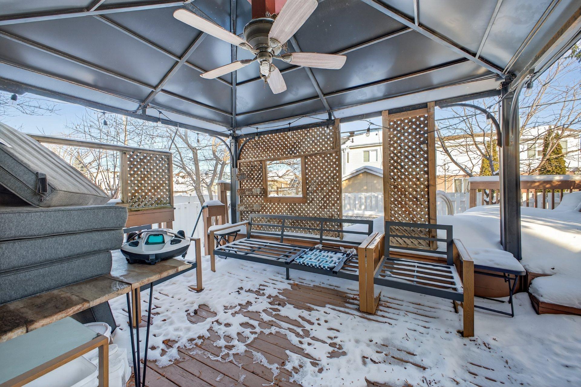 









435


Rue Lucien-Milette

,
Longueuil (Saint-Hubert),




QC
J3Y8T5

