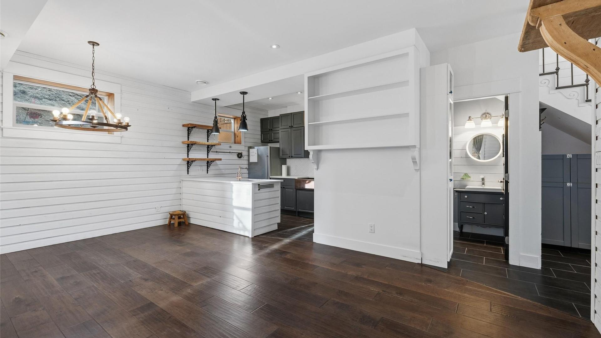 









10414


VICTORIA

Road, 178,
Summerland,




BC
V0H 1Z2

