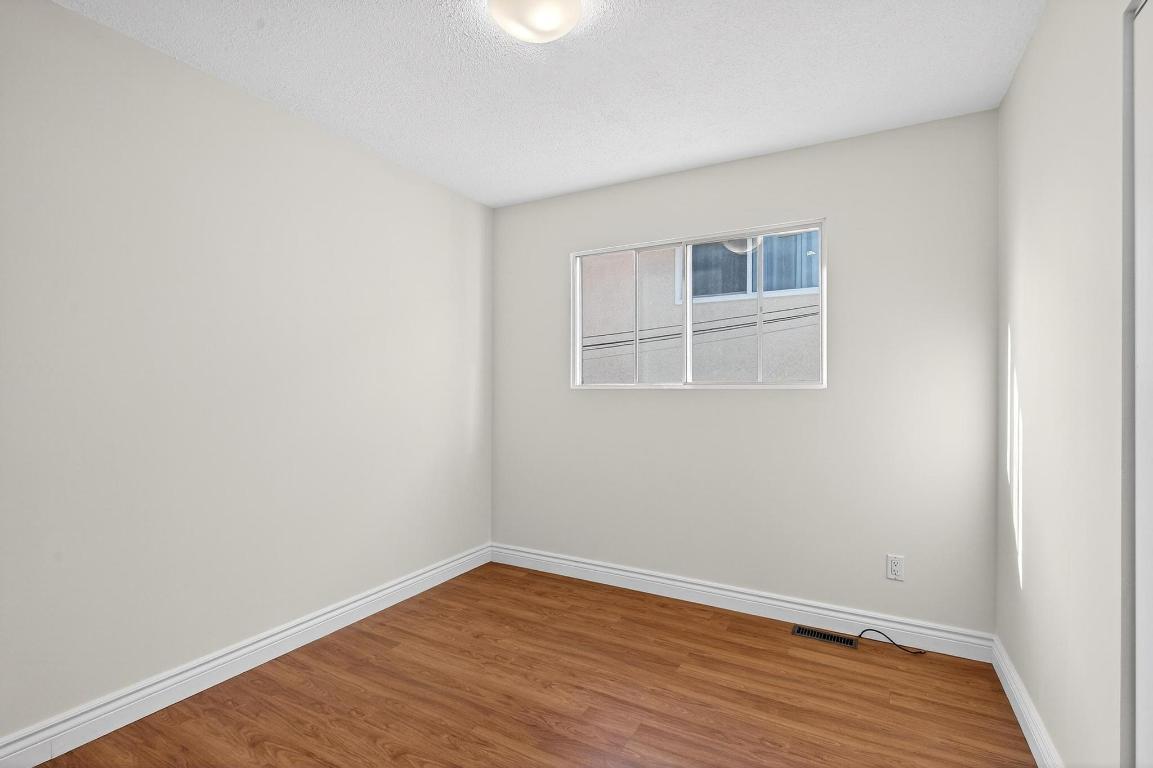 









1031


Martin

Avenue,
Kelowna,




BC
V1Y 6V6

