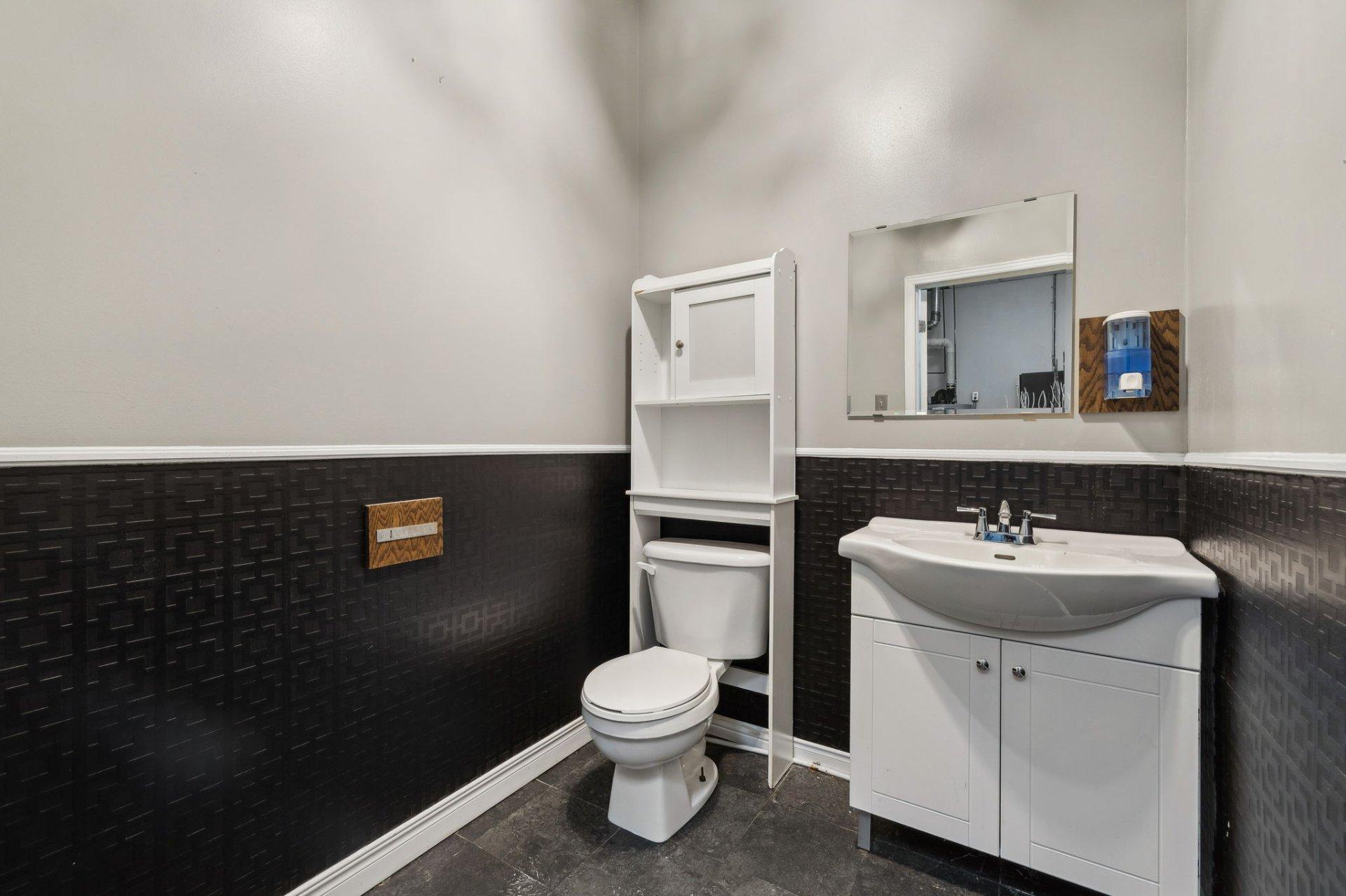 









200


Rue Principale

, 7,
Gatineau (Aylmer),




QC
J9H5G3

