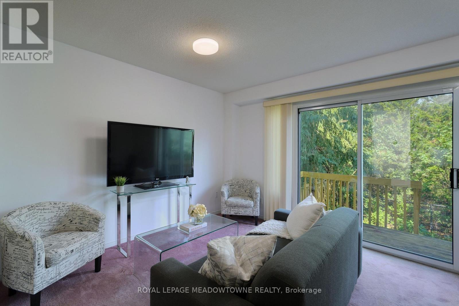 












15 - 1285 BRISTOL ROAD W

,
Mississauga,




Ontario
L5V2H5

