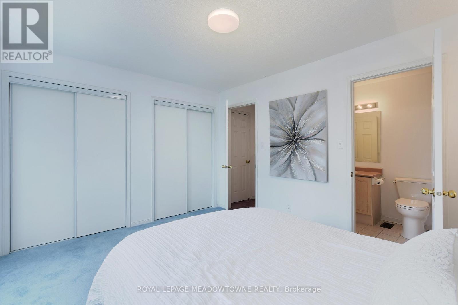 












15 - 1285 BRISTOL ROAD W

,
Mississauga,




Ontario
L5V2H5

