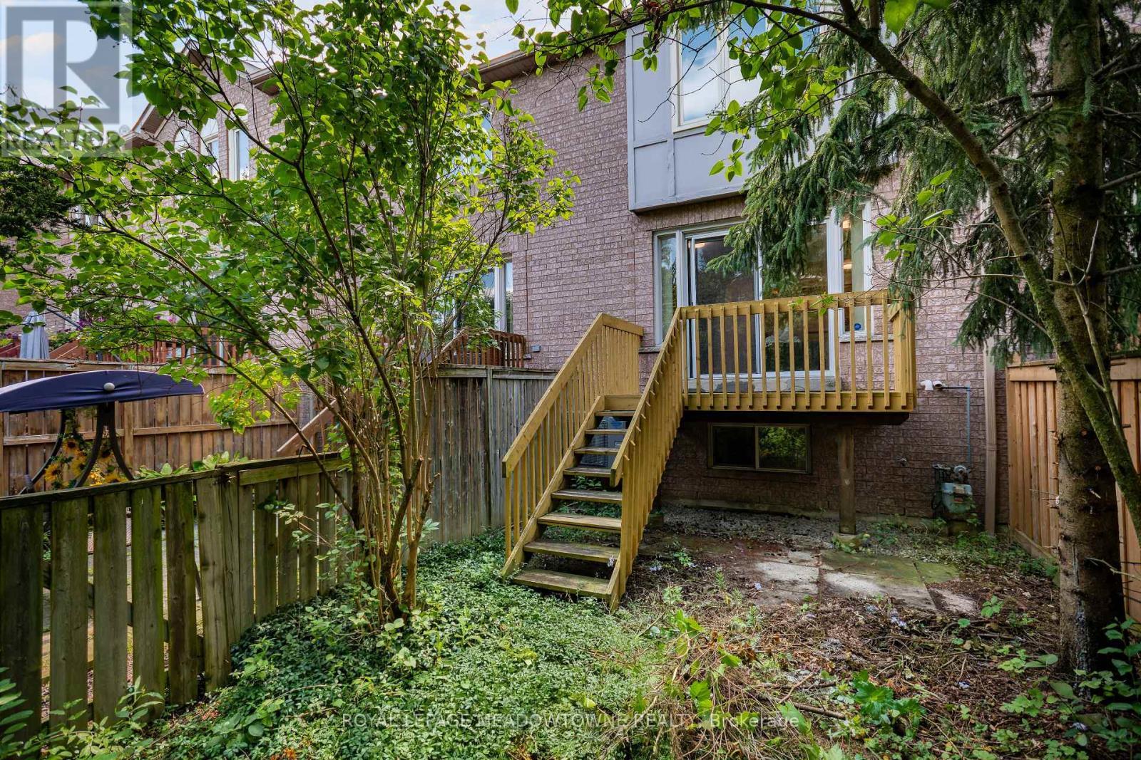 












15 - 1285 BRISTOL ROAD W

,
Mississauga,




Ontario
L5V2H5

