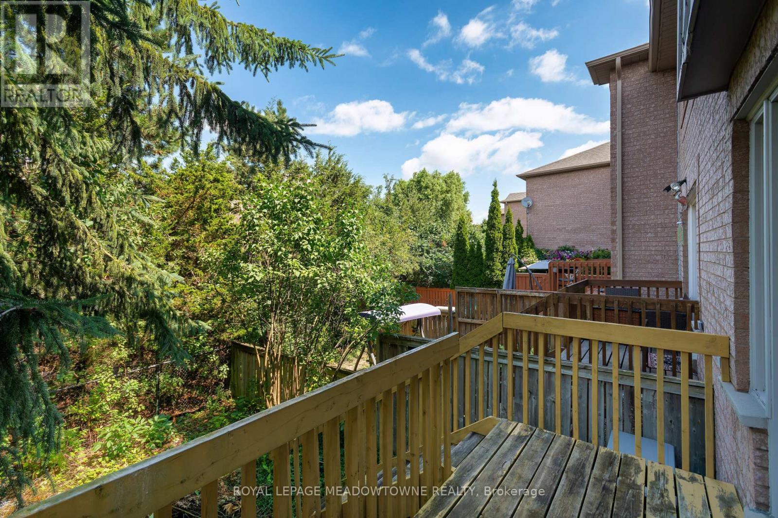 












15 - 1285 BRISTOL ROAD W

,
Mississauga,




Ontario
L5V2H5

