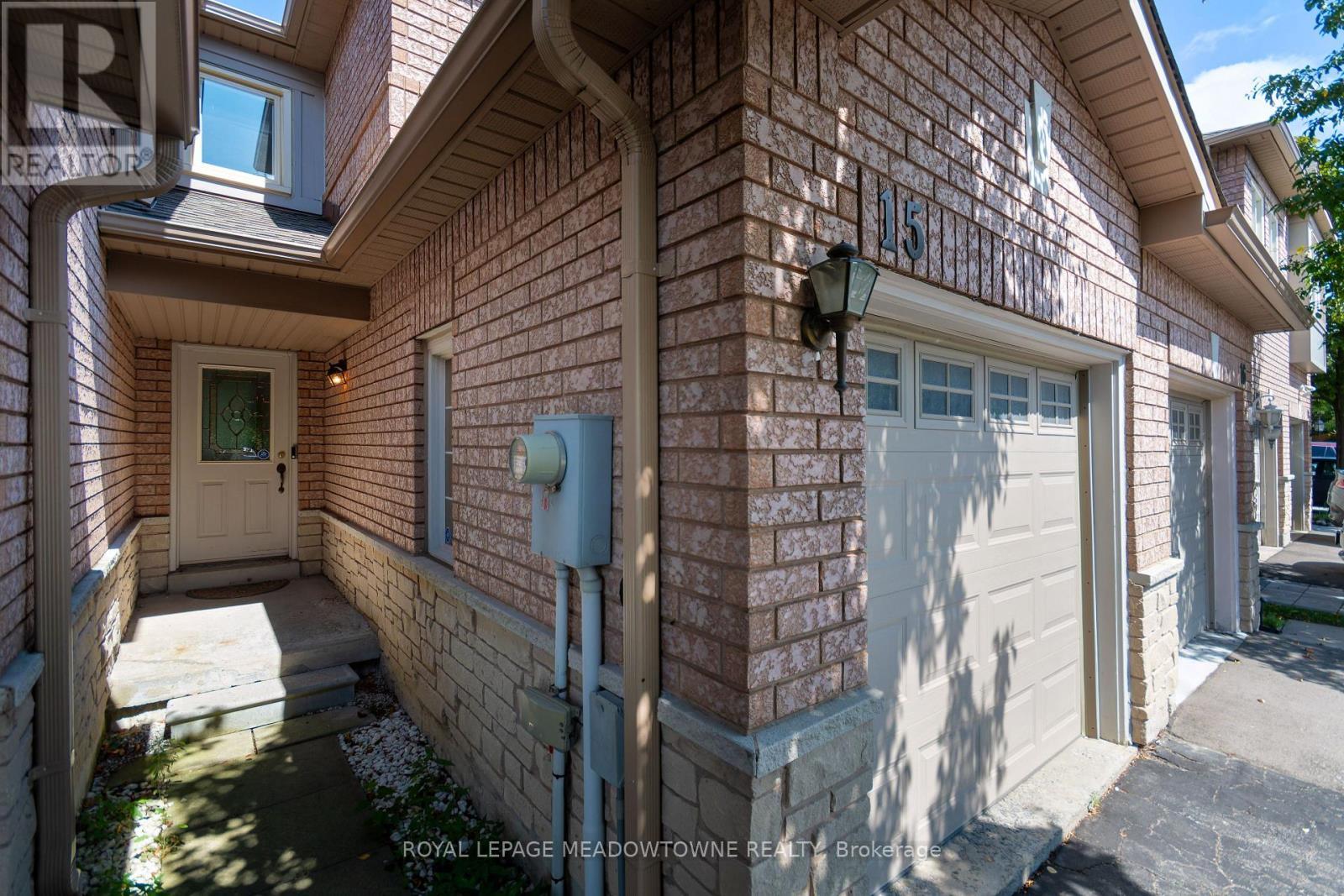 












15 - 1285 BRISTOL ROAD W

,
Mississauga,




Ontario
L5V2H5

