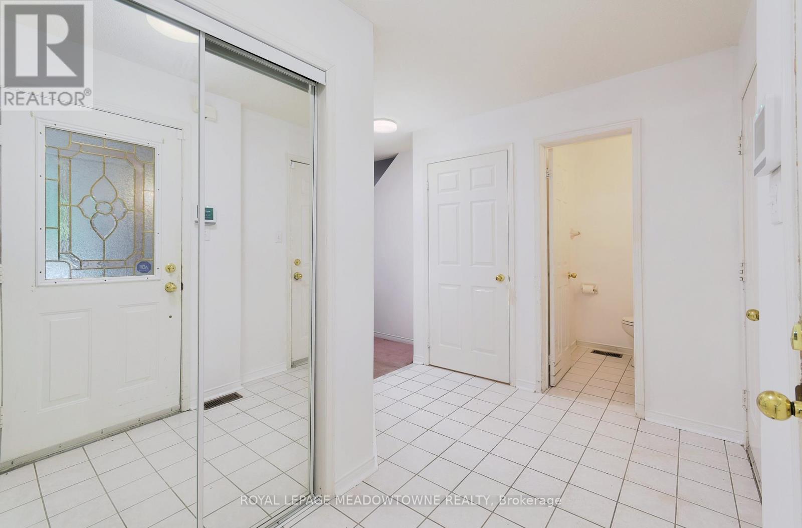 












15 - 1285 BRISTOL ROAD W

,
Mississauga,




Ontario
L5V2H5

