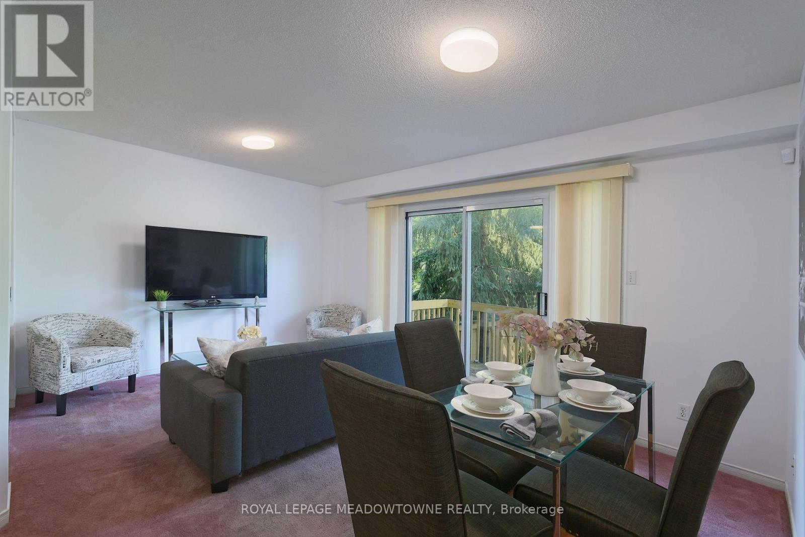 












15 - 1285 BRISTOL ROAD W

,
Mississauga,




Ontario
L5V2H5

