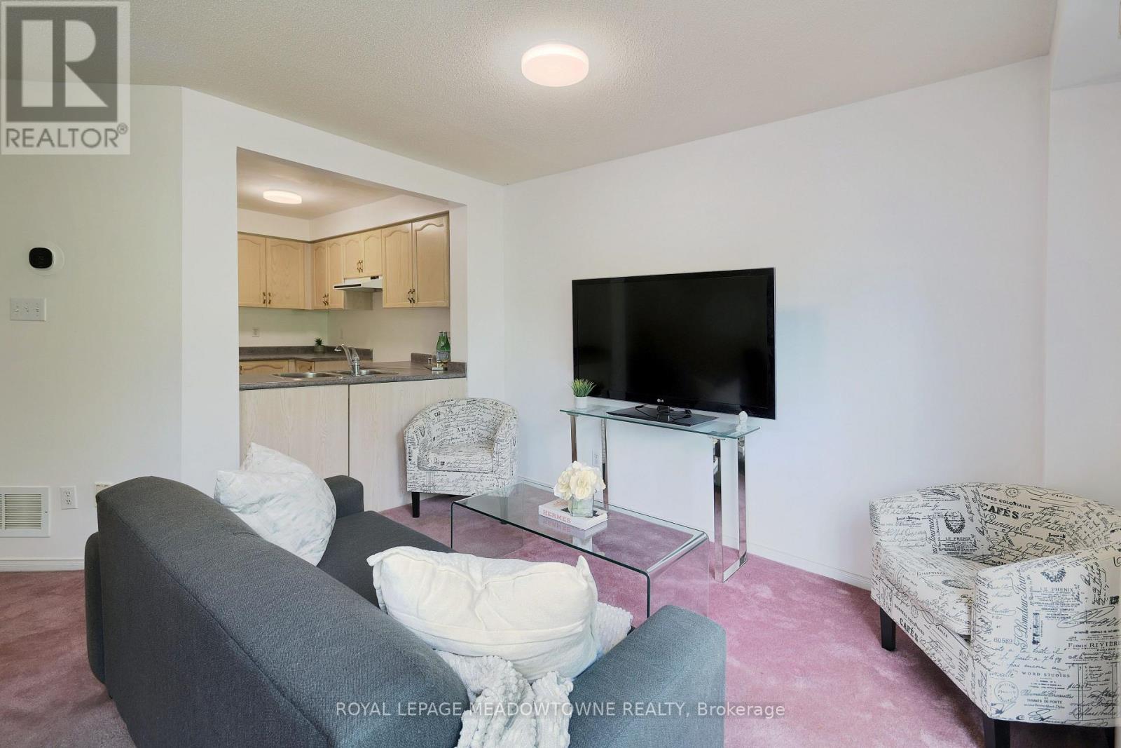 












15 - 1285 BRISTOL ROAD W

,
Mississauga,




Ontario
L5V2H5

