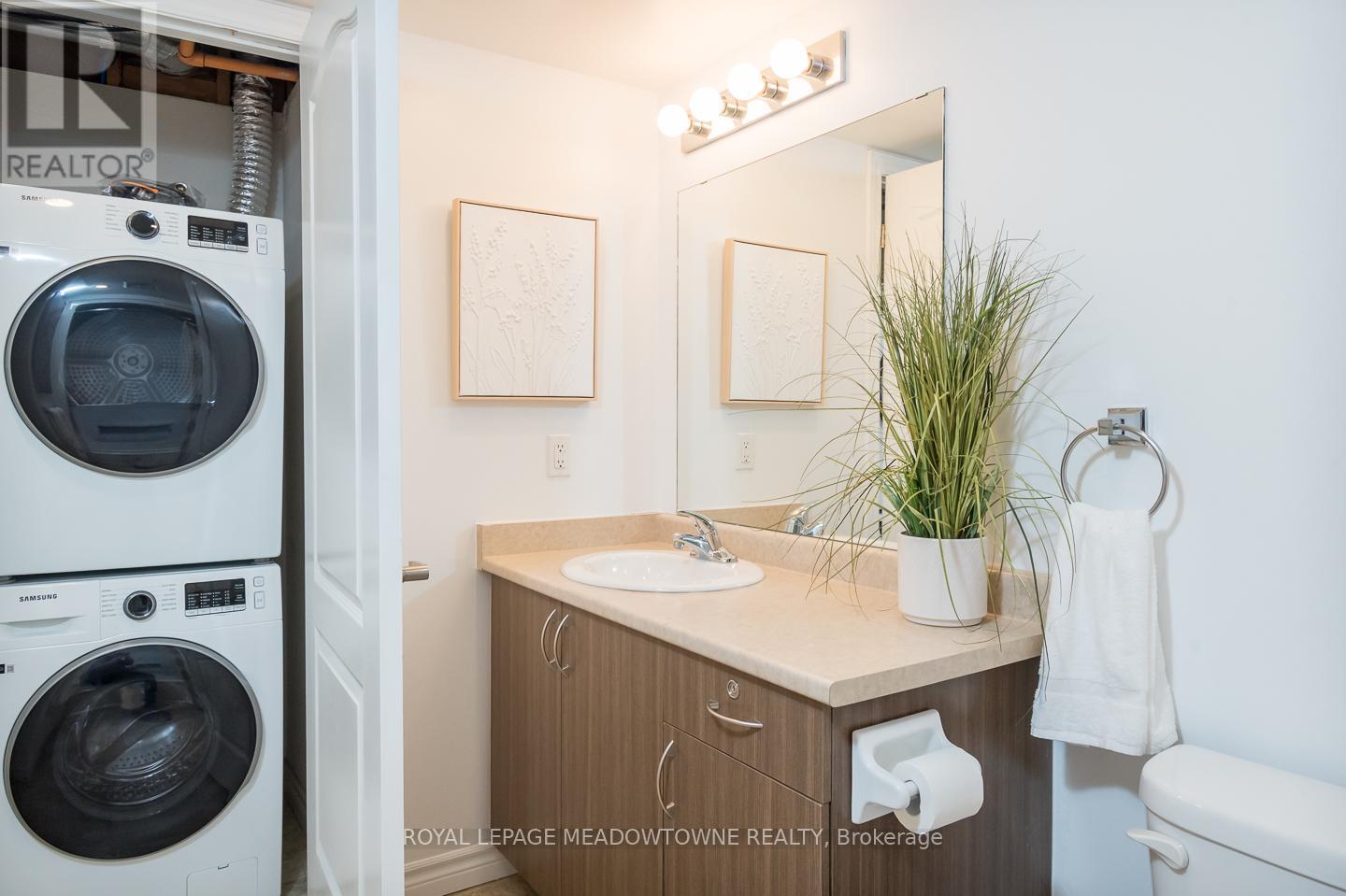 












312 - 1440 MAIN STREET E

,
Milton,




Ontario
L9T0W3

