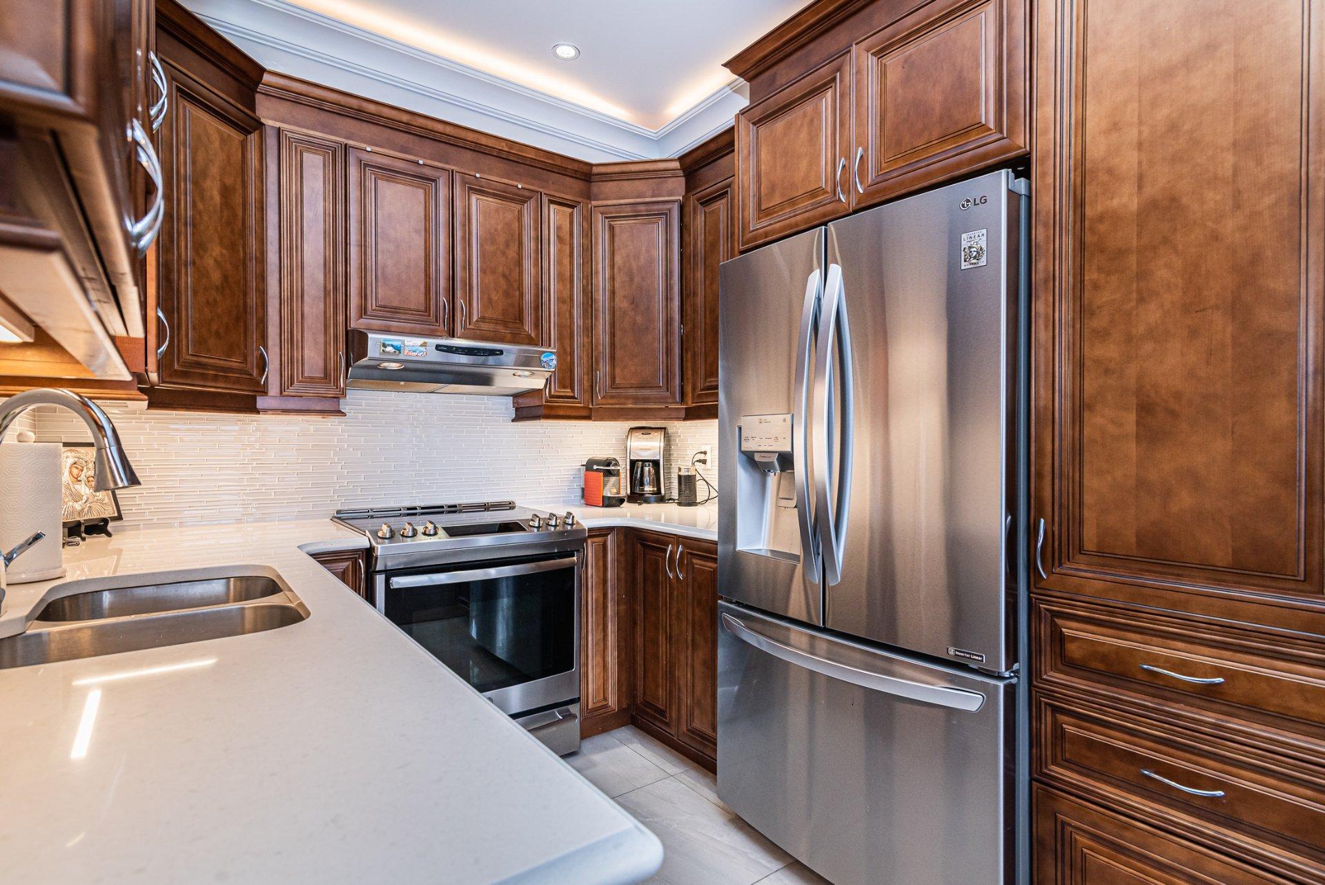 









651


Rue Carleton

,
Laval (Chomedey),




QC
H7W4R6

