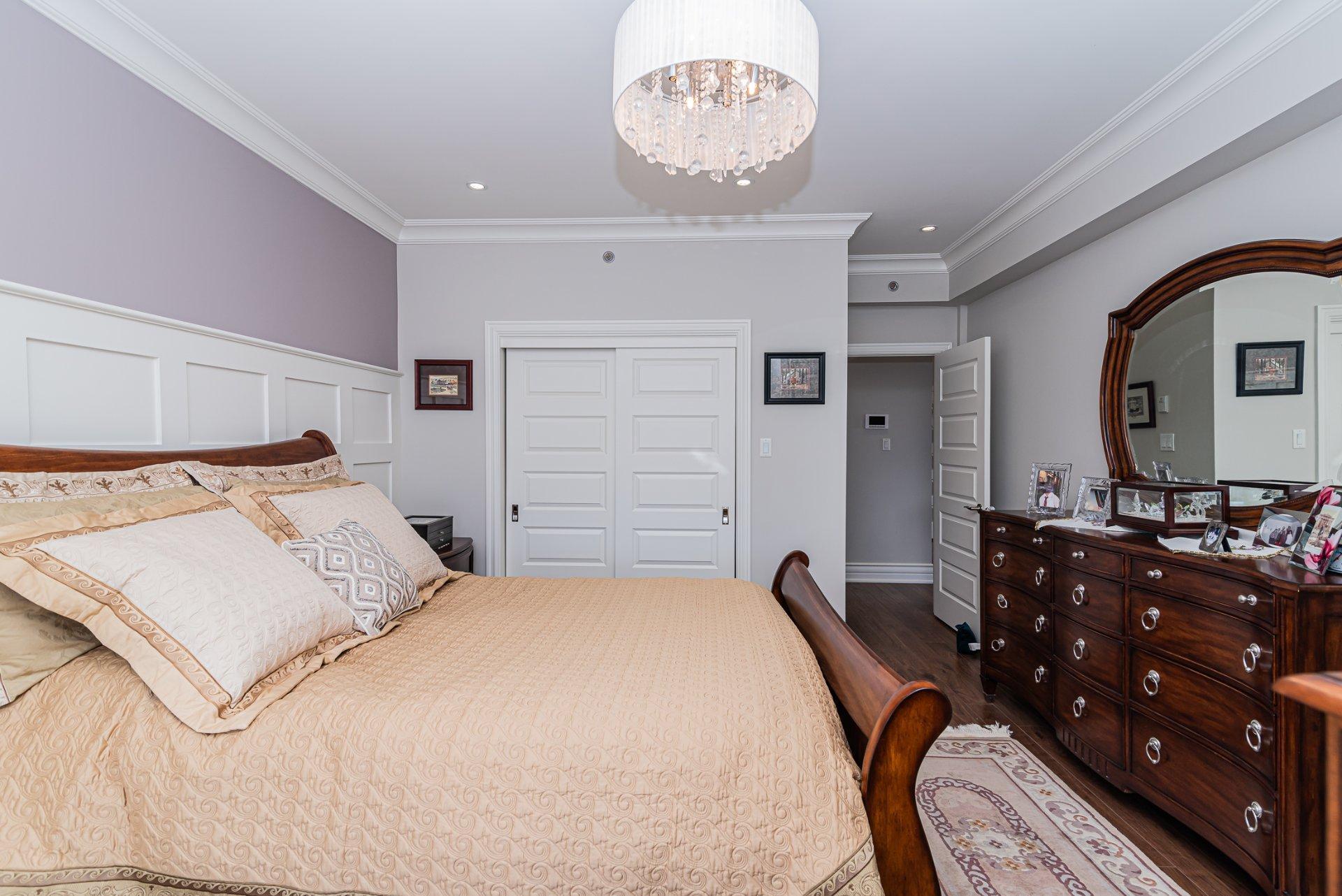 









651


Rue Carleton

,
Laval (Chomedey),




QC
H7W4R6

