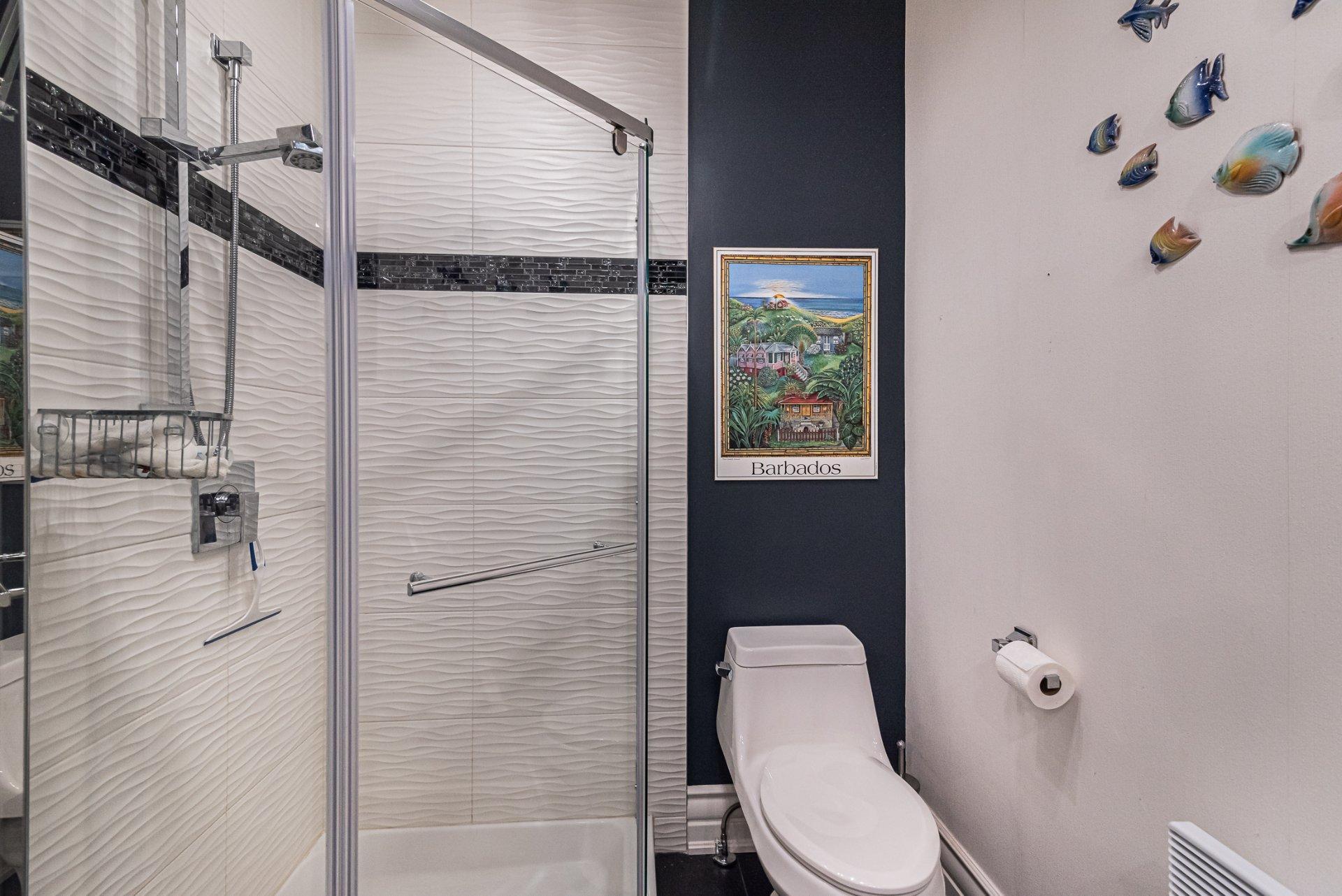 









651


Rue Carleton

,
Laval (Chomedey),




QC
H7W4R6

