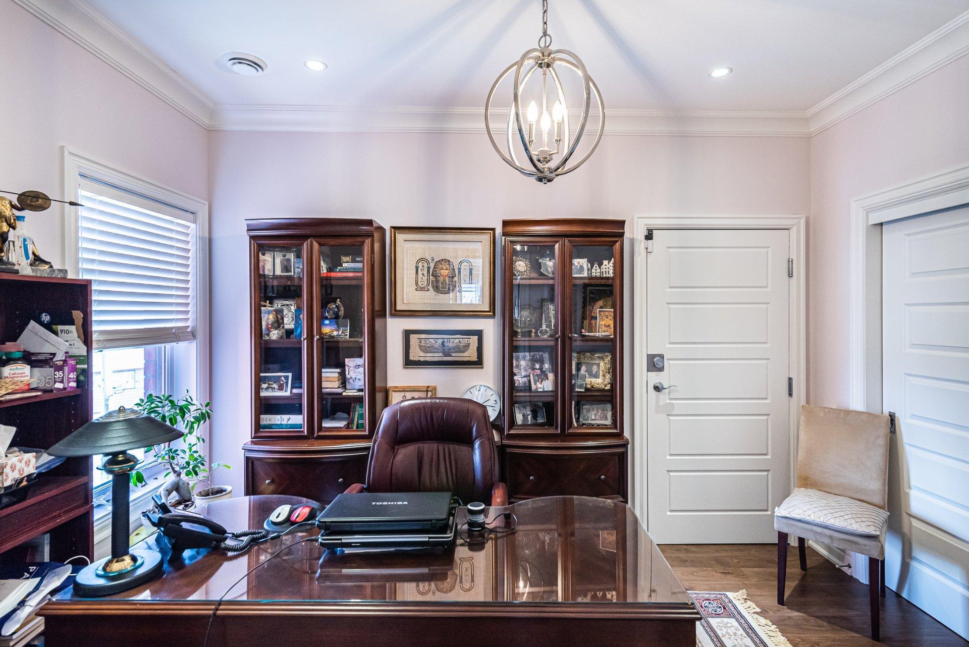 









651


Rue Carleton

,
Laval (Chomedey),




QC
H7W4R6

