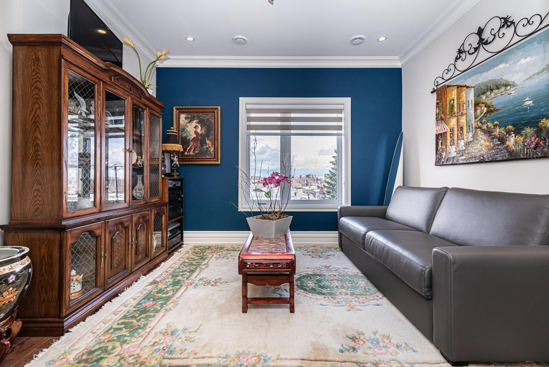 









651


Rue Carleton

,
Laval (Chomedey),




QC
H7W4R6

