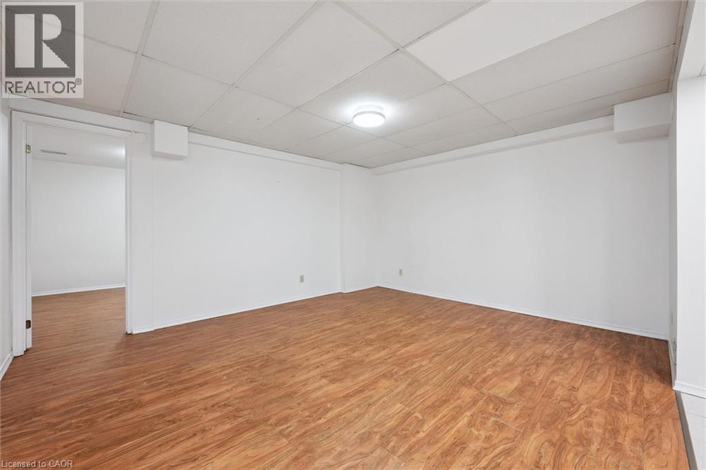 












286 AUBURN Drive Unit# Lower

,
Waterloo,




Ontario
N2K3J9

