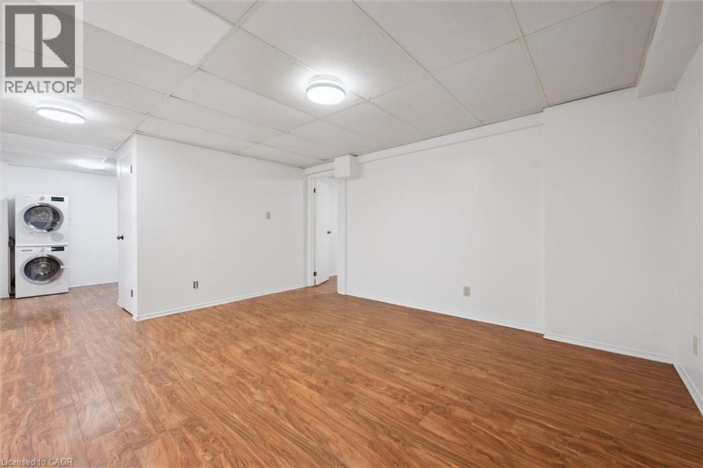 












286 AUBURN Drive Unit# Lower

,
Waterloo,




Ontario
N2K3J9

