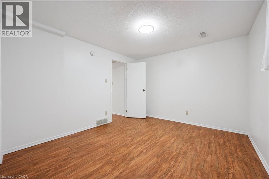 












286 AUBURN Drive Unit# Lower

,
Waterloo,




Ontario
N2K3J9

