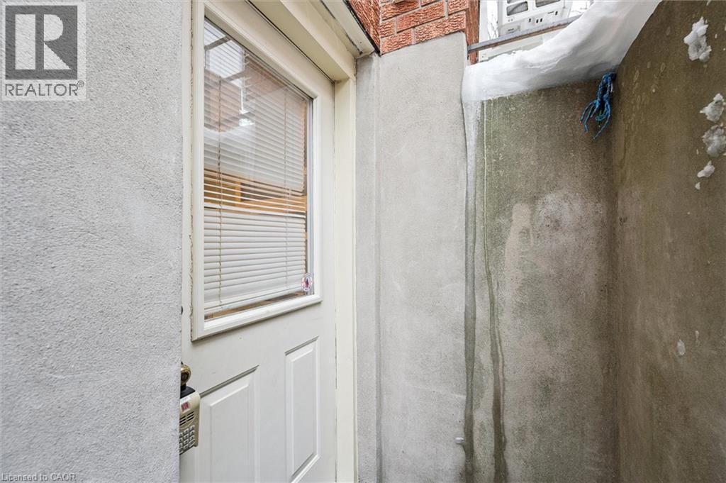 












286 AUBURN Drive Unit# Lower

,
Waterloo,




Ontario
N2K3J9

