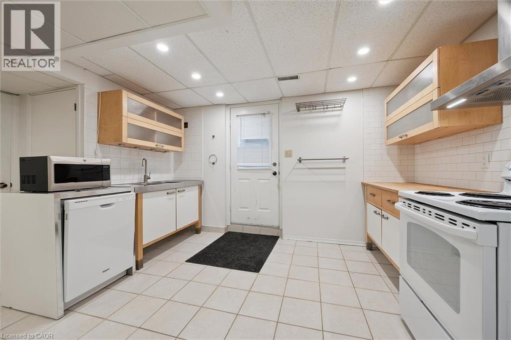 












286 AUBURN Drive Unit# Lower

,
Waterloo,




Ontario
N2K3J9

