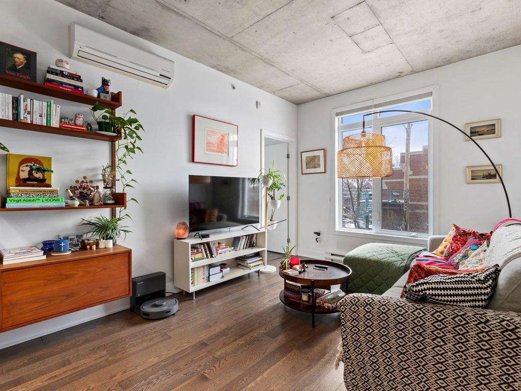 









245


Rue Maguire

, 315,
Le Plateau-Mont-Royal (Montréal),




QC
H2T0A4

