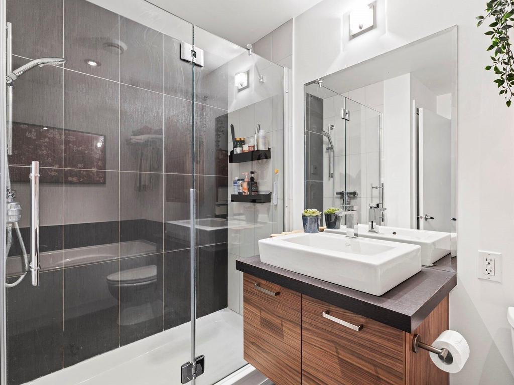 









245


Rue Maguire

, 315,
Le Plateau-Mont-Royal (Montréal),




QC
H2T0A4

