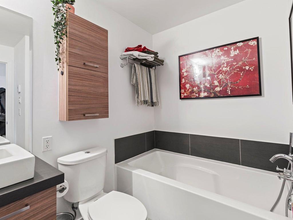 









245


Rue Maguire

, 315,
Le Plateau-Mont-Royal (Montréal),




QC
H2T0A4

