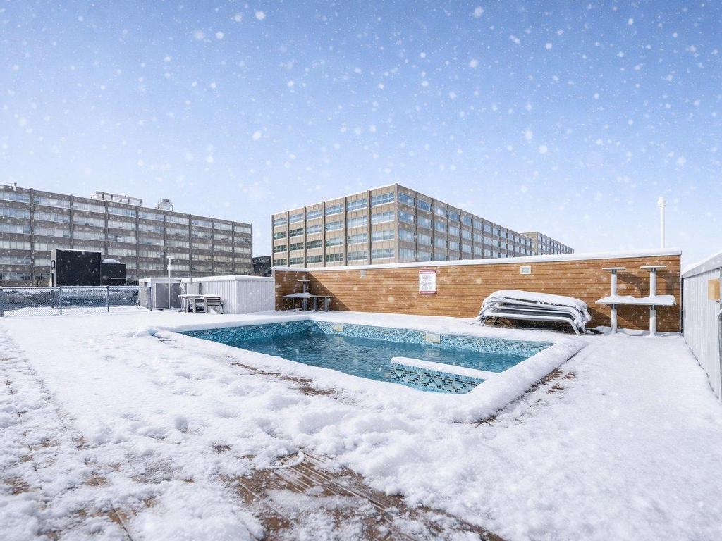 









245


Rue Maguire

, 315,
Le Plateau-Mont-Royal (Montréal),




QC
H2T0A4

