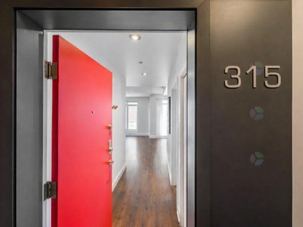 









245


Rue Maguire

, 315,
Le Plateau-Mont-Royal (Montréal),




QC
H2T0A4

