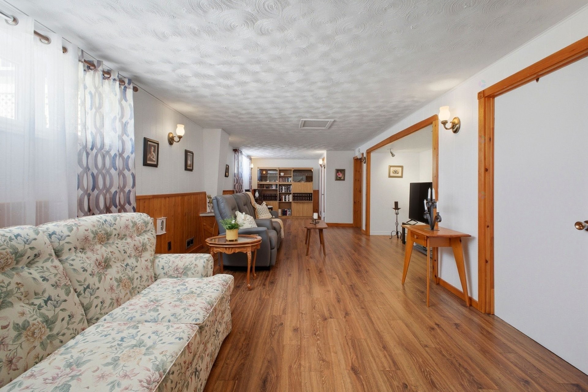 









19


Rue Smith

,
Gatineau (Gatineau),




QC
J8T2Z7

