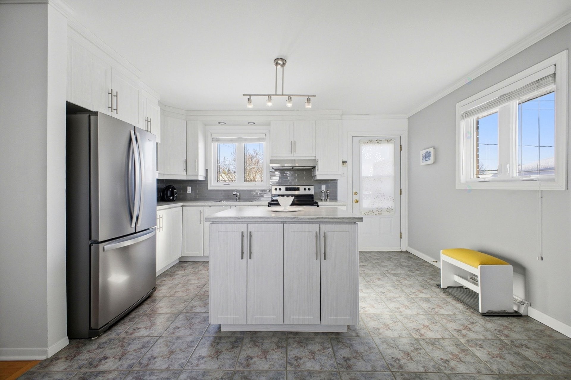 









19


Rue Smith

,
Gatineau (Gatineau),




QC
J8T2Z7

