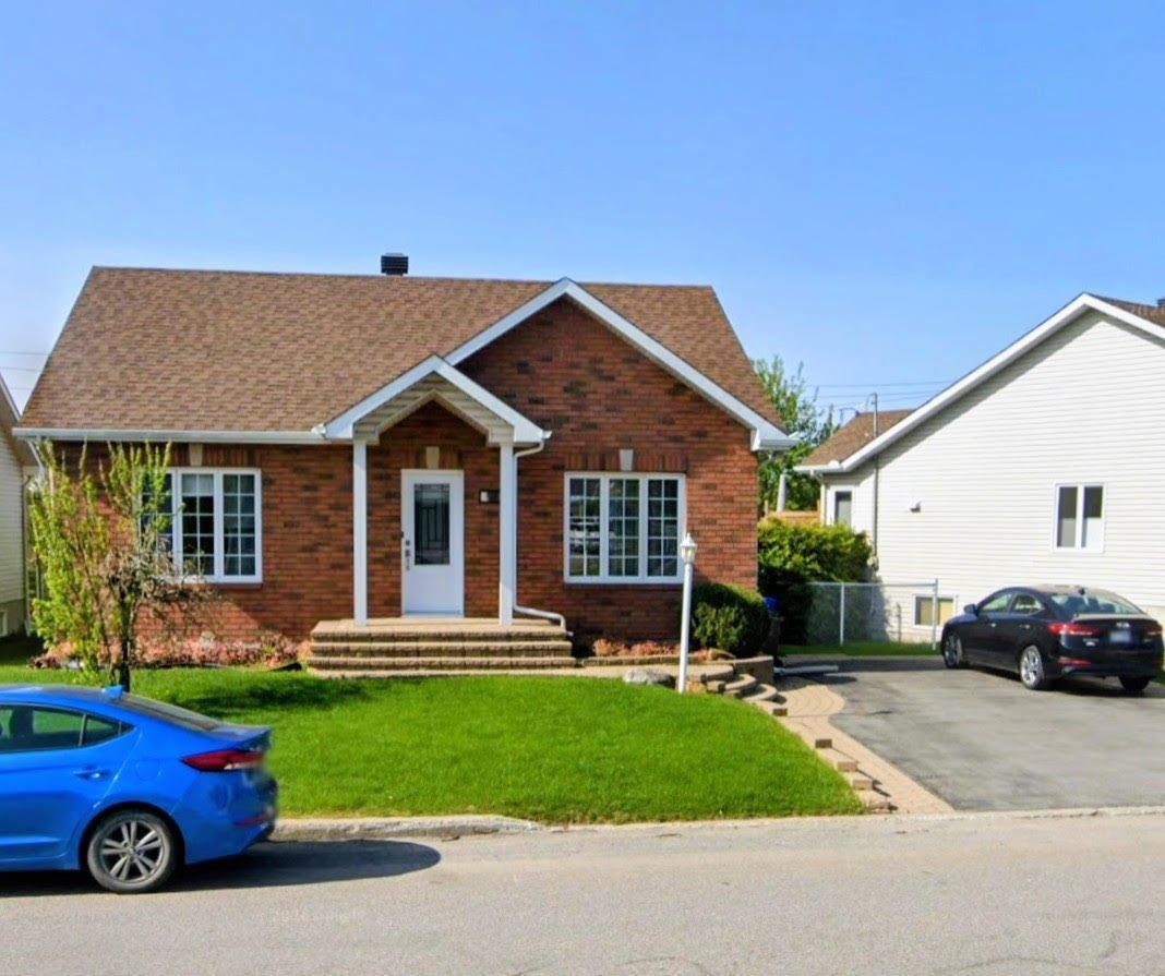 









848


Rue de l'Oasis

,
Gatineau (Gatineau),




QC
J8R3V4

