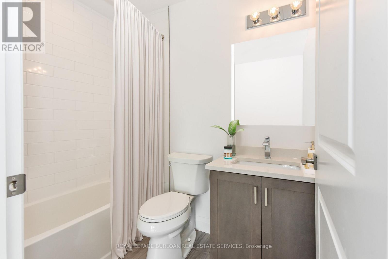 












170-180 NORTHUMBERLAND STREET

,
North Dumfries,




Ontario
N0B1E0

