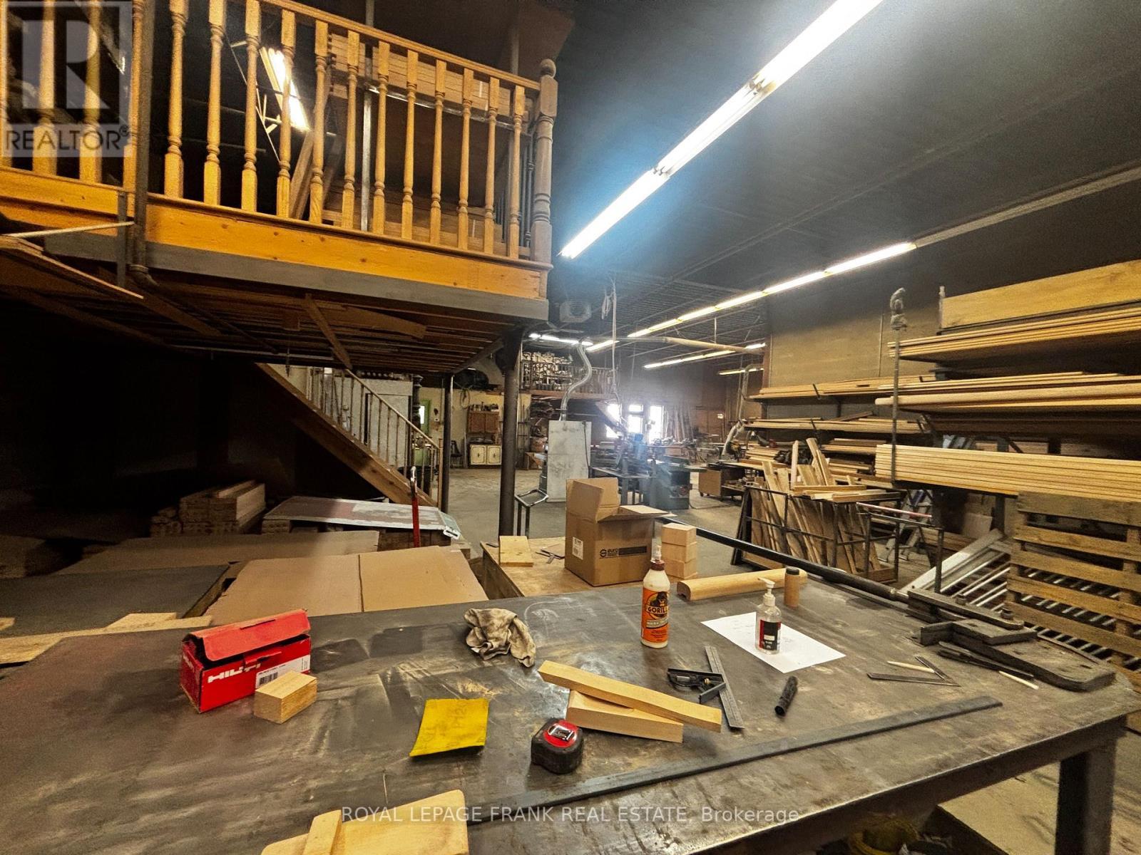 












7/8 - 1380 HOPKINS STREET

,
Whitby (Whitby Industrial),




Ontario
L1N2C3

