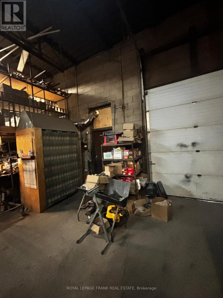 












7/8 - 1380 HOPKINS STREET

,
Whitby (Whitby Industrial),




Ontario
L1N2C3

