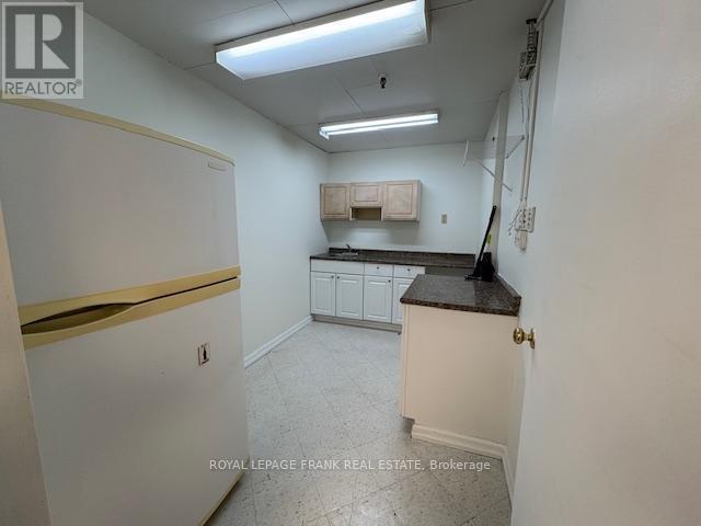 












9 - 1380 HOPKINS STREET

,
Whitby (Whitby Industrial),




Ontario
L1N2C3

