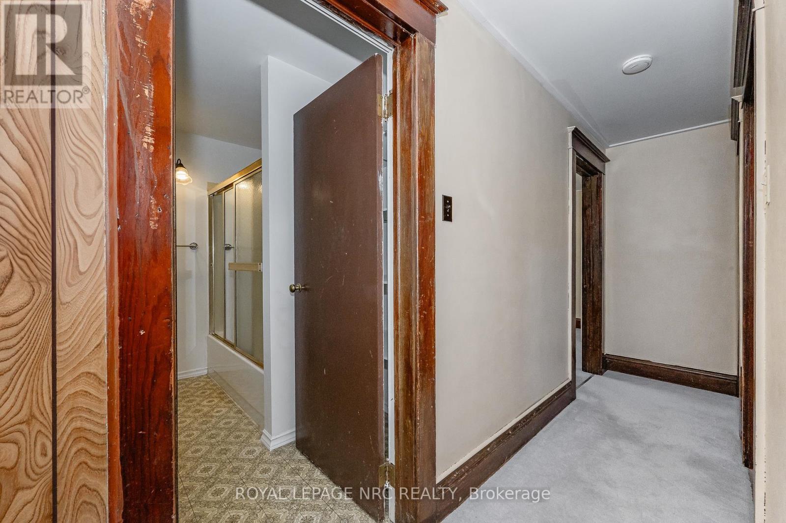 












217 MITCHELL STREET

,
Port Colborne (East Village),




Ontario
L3K1Y4

