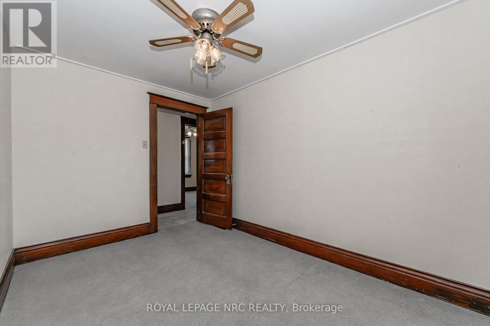 












217 MITCHELL STREET

,
Port Colborne (East Village),




Ontario
L3K1Y4

