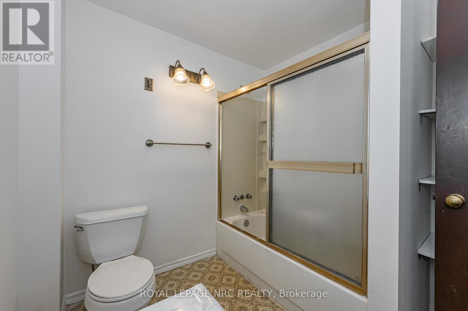 












217 MITCHELL STREET

,
Port Colborne (East Village),




Ontario
L3K1Y4

