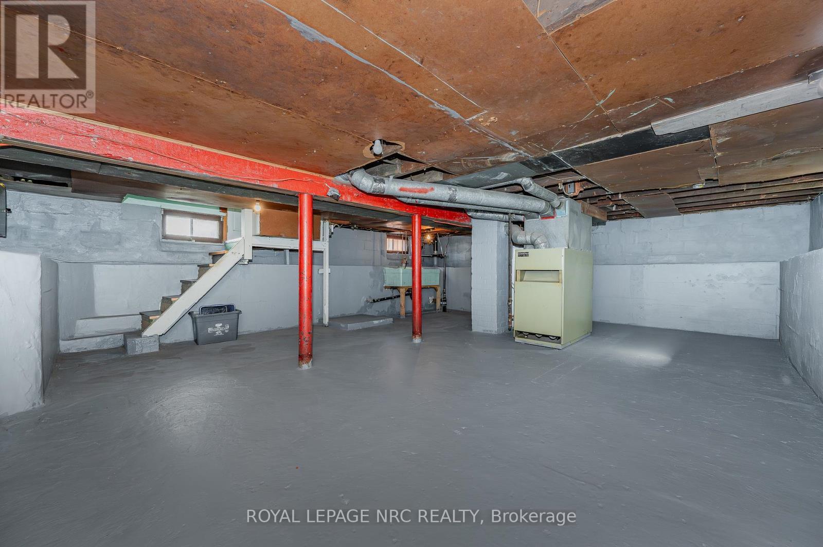 












217 MITCHELL STREET

,
Port Colborne (East Village),




Ontario
L3K1Y4

