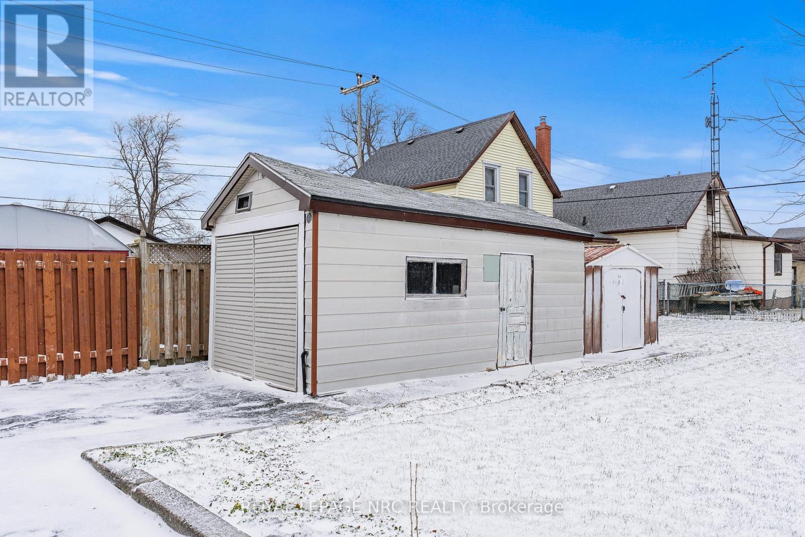 












217 MITCHELL STREET

,
Port Colborne (East Village),




Ontario
L3K1Y4

