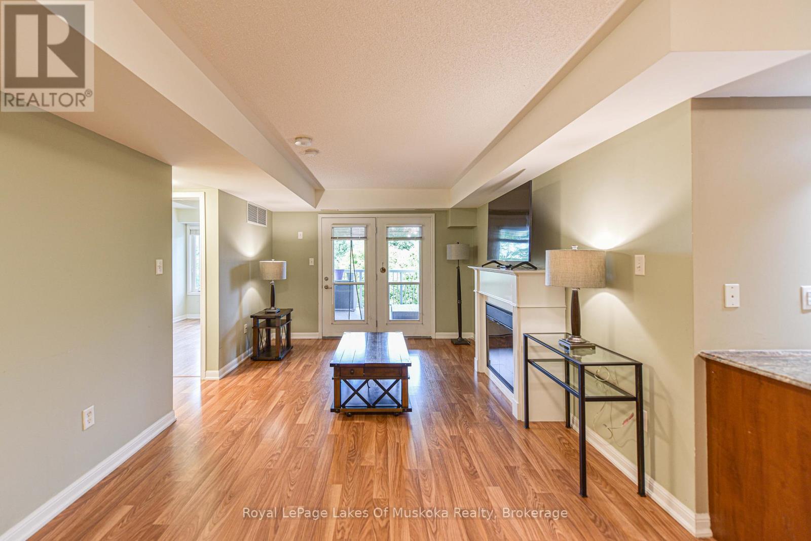 












318 - 60 MULLIGAN LANE

,
Wasaga Beach,




Ontario
L9Z0C5

