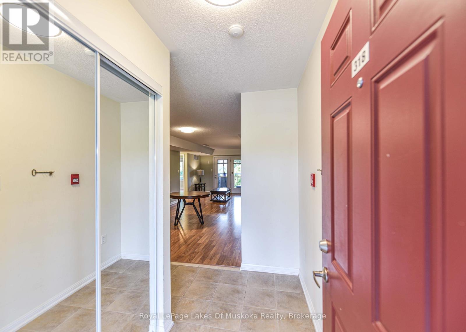 












318 - 60 MULLIGAN LANE

,
Wasaga Beach,




Ontario
L9Z0C5

